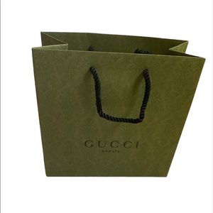 COPY - Gucci Green Paper Shopping Bag